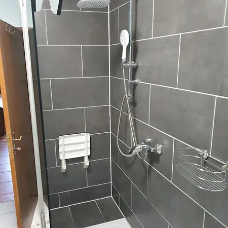 Mahler Apartment Niederdorla